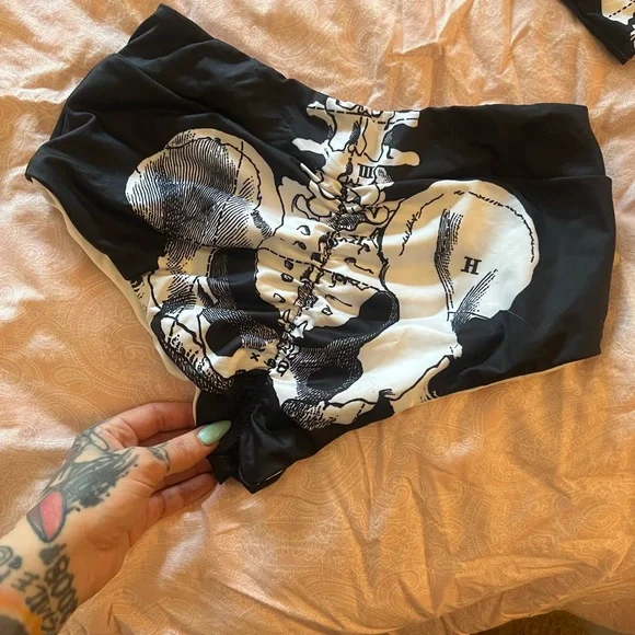 Skeleton Print Towers Bikini - Picture 2 of 3